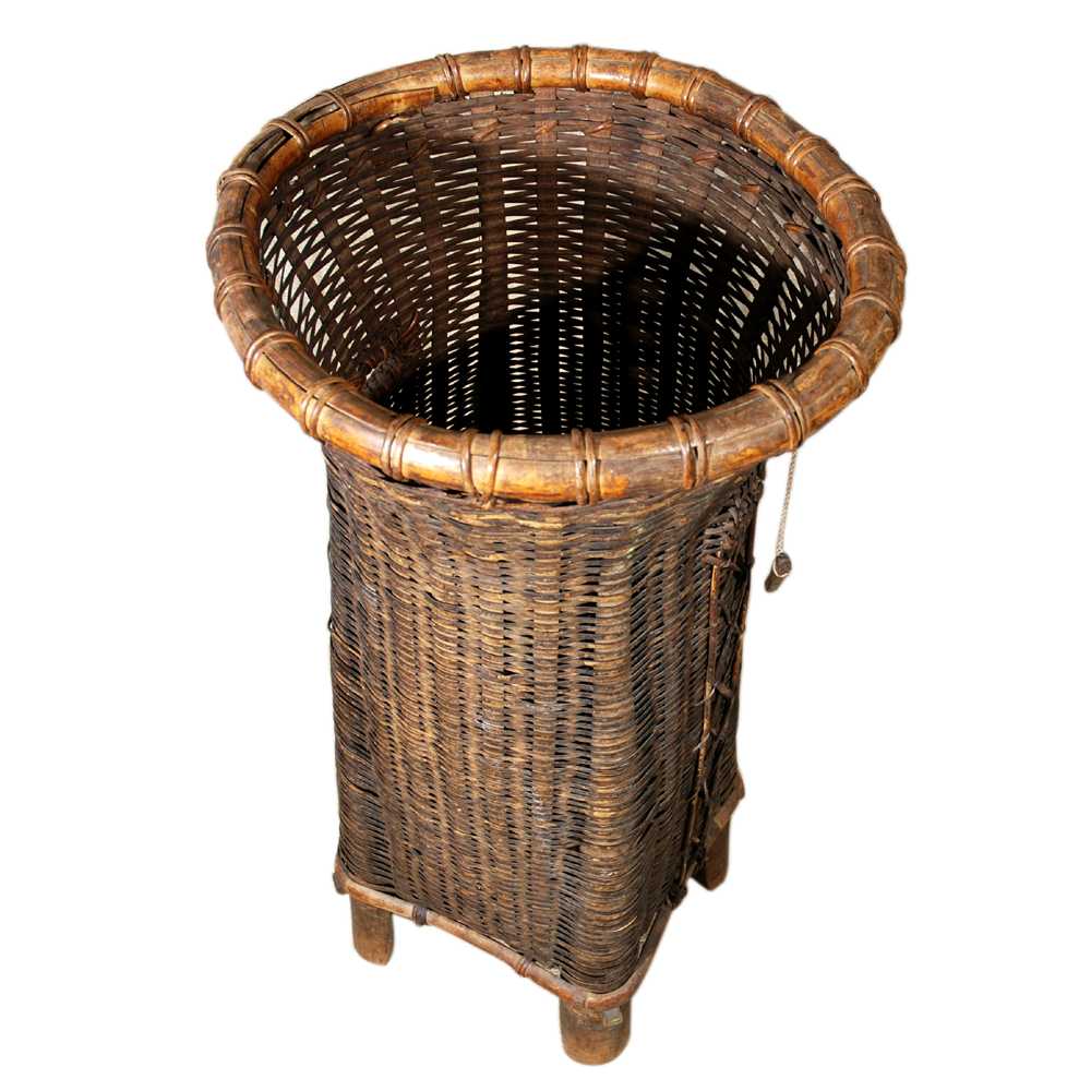 cesta-in-rattan-intrecciato-a-mano