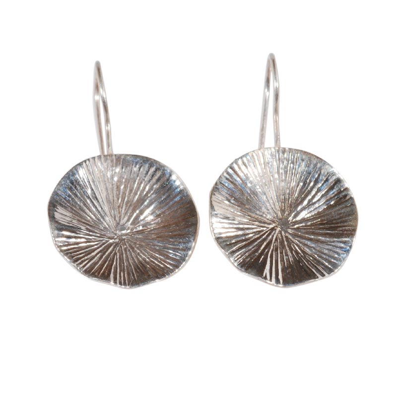 orecchini-pendenti-tondi-in-argento-lavorato