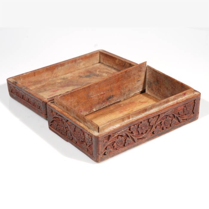 scatola-afghana-legno-intarsiato-motivi-floreali