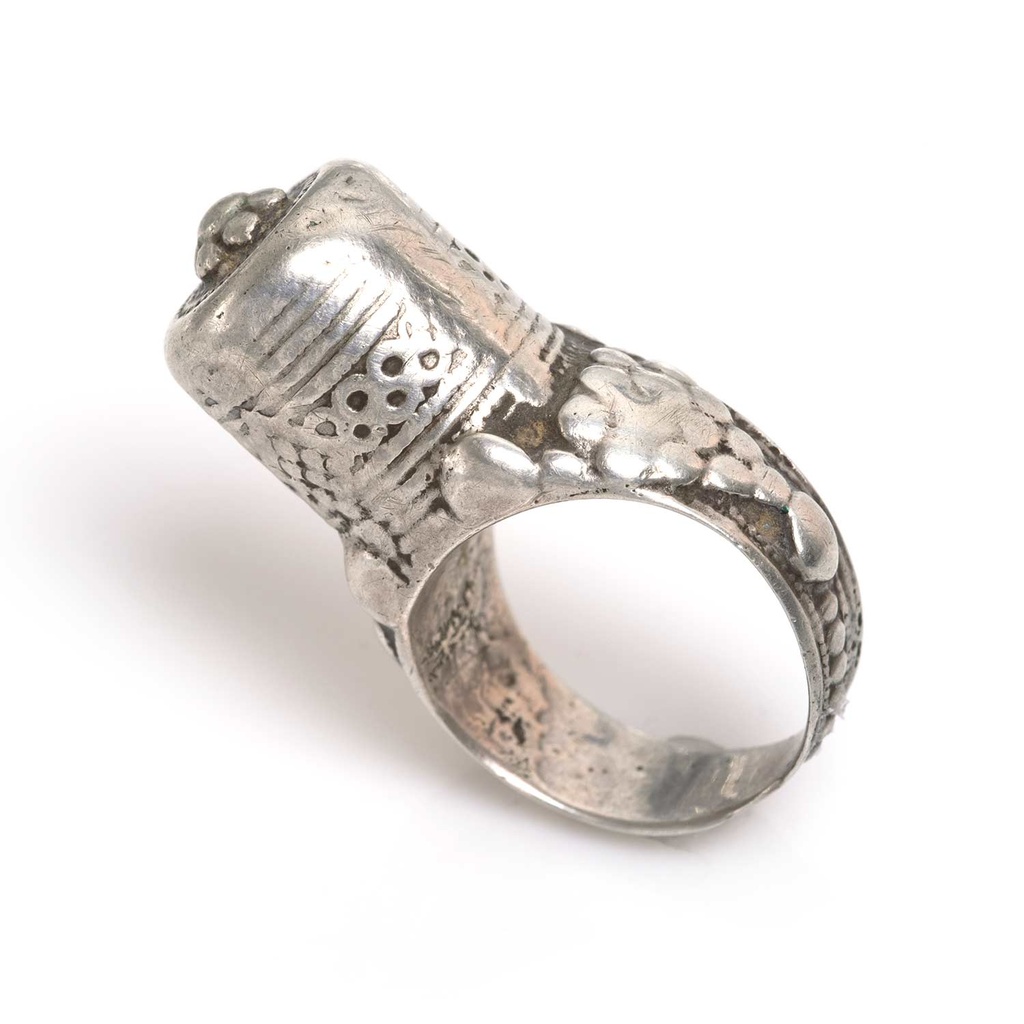 anello-rashaida-in-argento