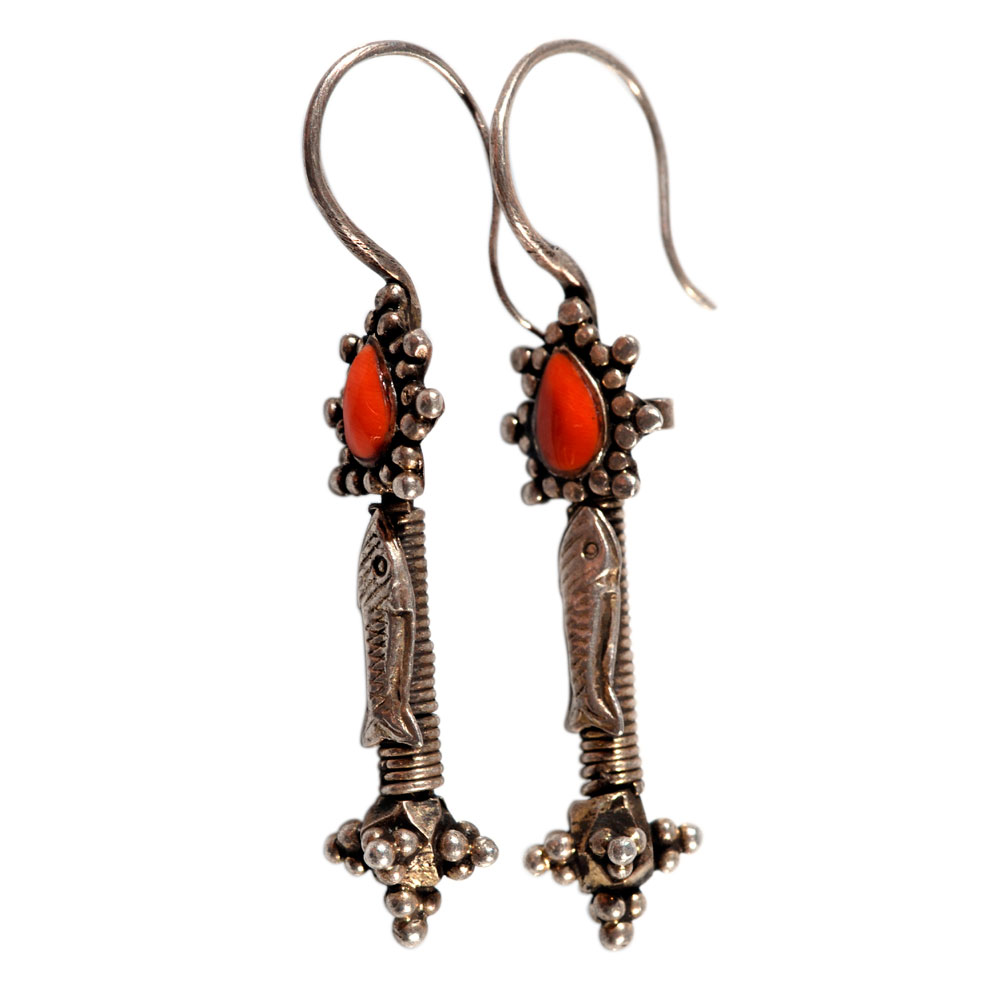 Orecchini turkmeni in argento e corallo con pesci