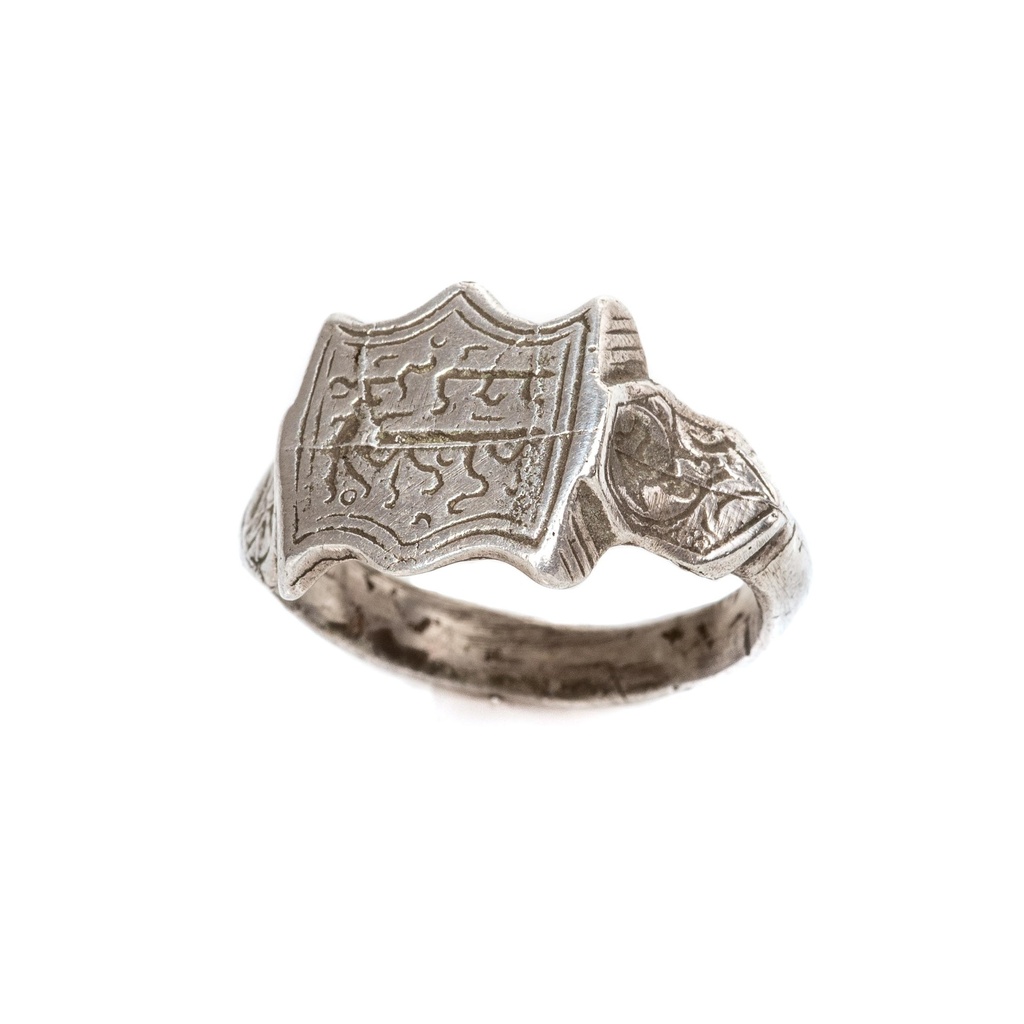 Anello in argento iraniano